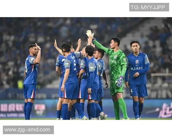 上海申花再启征程 迎接新赛季挑战 引领足球梦想新篇章 上海申花再启征程 迎接新赛季挑战 引领足球梦想新篇章