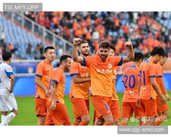 山东泰山与上海海港强强对决 争夺中超赛季重要三分精彩纷呈