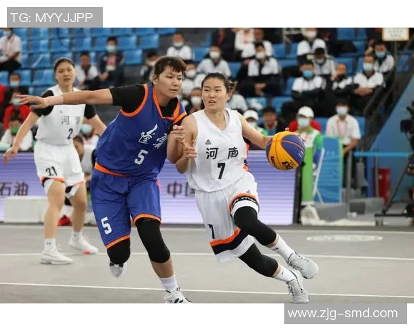 篮球战术与训练革新：探索现代篮球竞技的核心策略与发展趋势