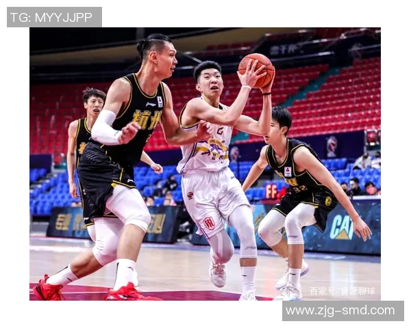 聚焦篮球明星成长轨迹与赛场传奇故事全景深度解析展望未来新篇章